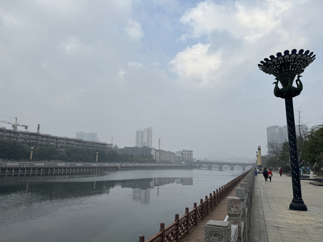 江永县气象局发布大雾黄色预警信号