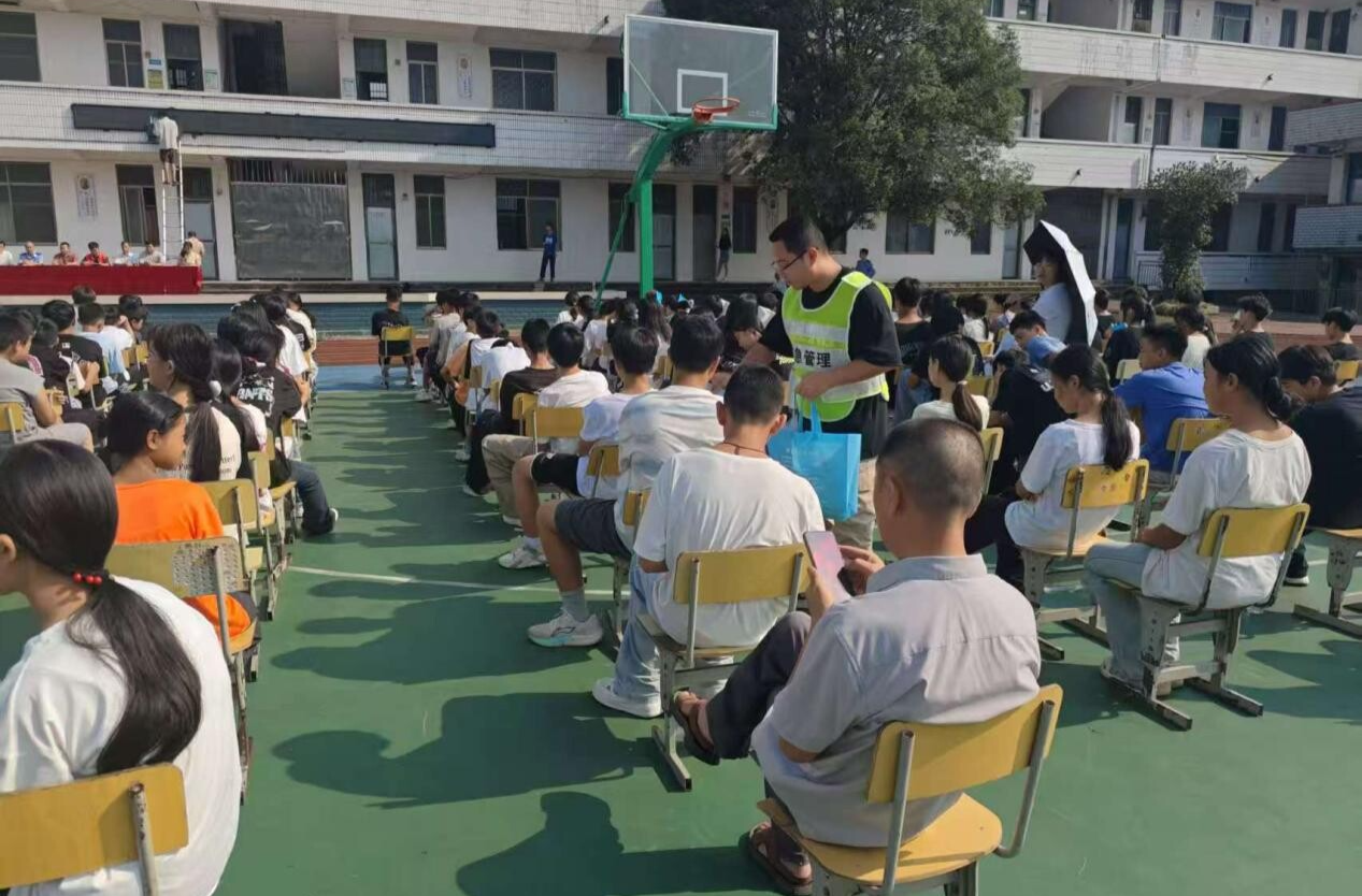 江永：“开学第一课”护航莘莘学子平安成长