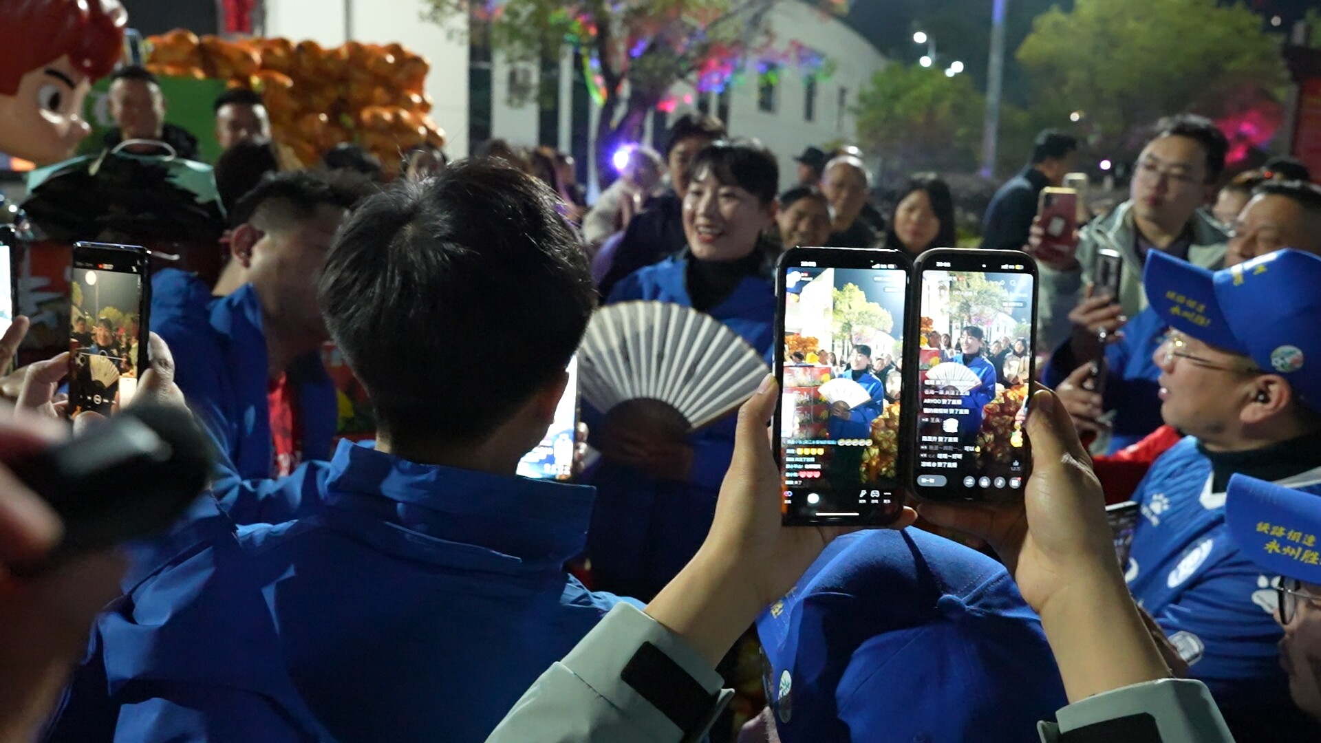 湘超夺冠引跨省热潮 永州江永热情与江苏球迷双向奔赴