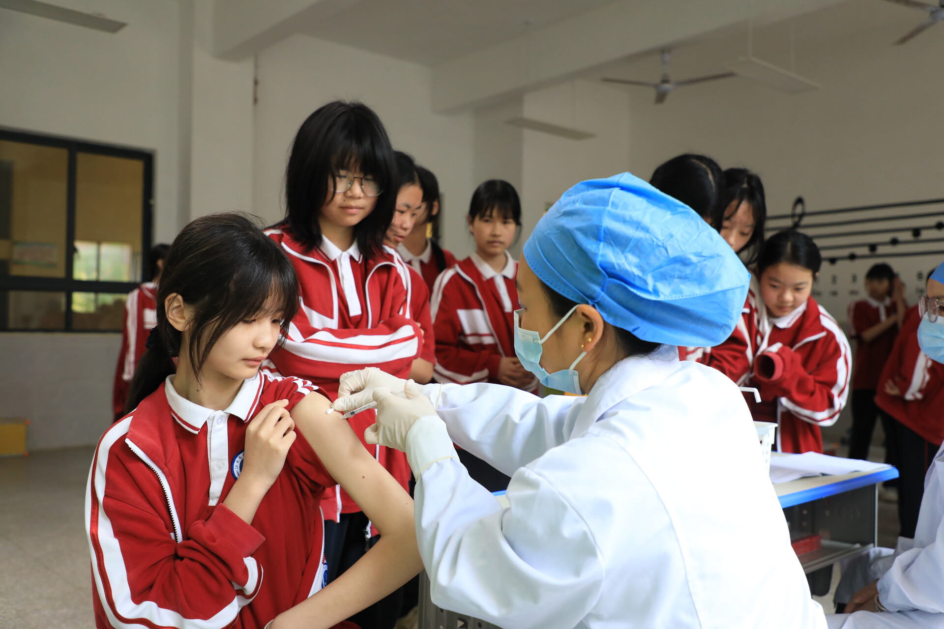 江永：免费接种国产双价HPV疫苗 为青春筑起“防护盾”