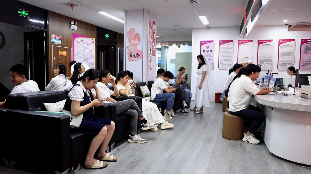 江永：520赴爱之约 文明婚俗润幸福