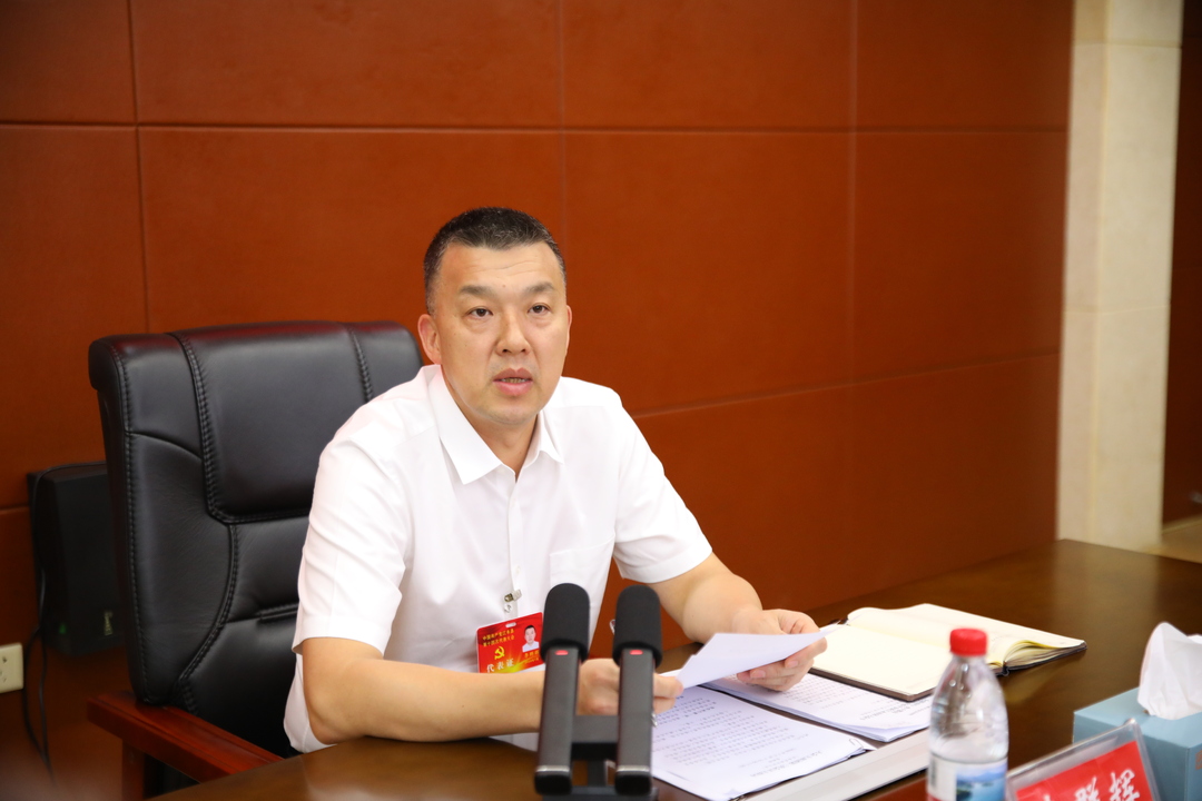 中国共产党江永县第十四次代表大会主席团常务委员会第一次会议召开